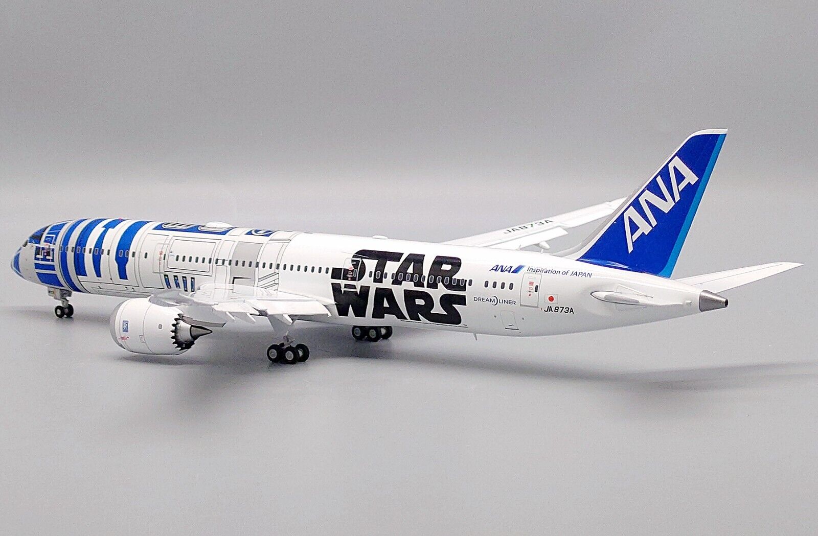 ANA(All Nippon Airways) Boeing 787-9 Dreamliner Flaps Down Version