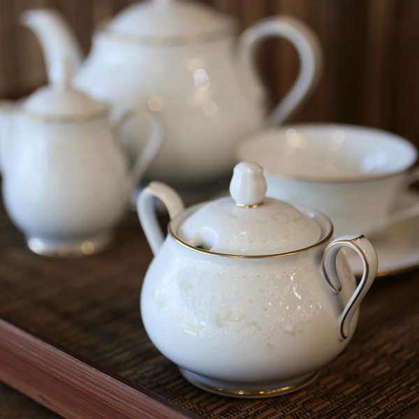 ノリタケ シュガーポット 1375 淡い花柄 未使用品（P1712） - リユース