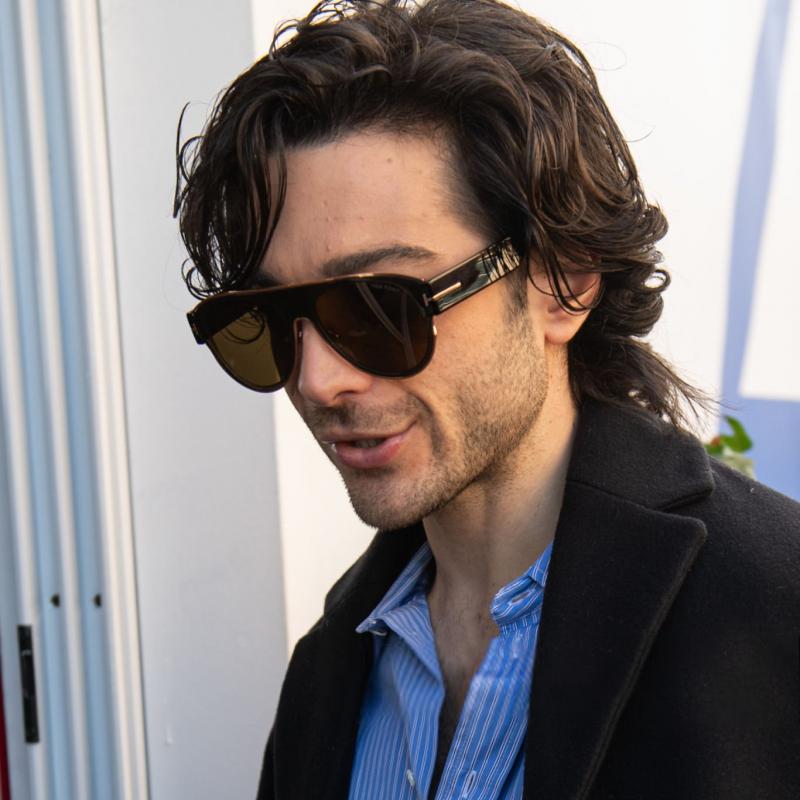 Tom Ford Lyle FT1074 Aviator Sunglasses in Havana Brown – Designer