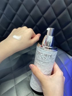 AQ アブソリュート エマルジョン ブライト 【医薬部外品】(200mL