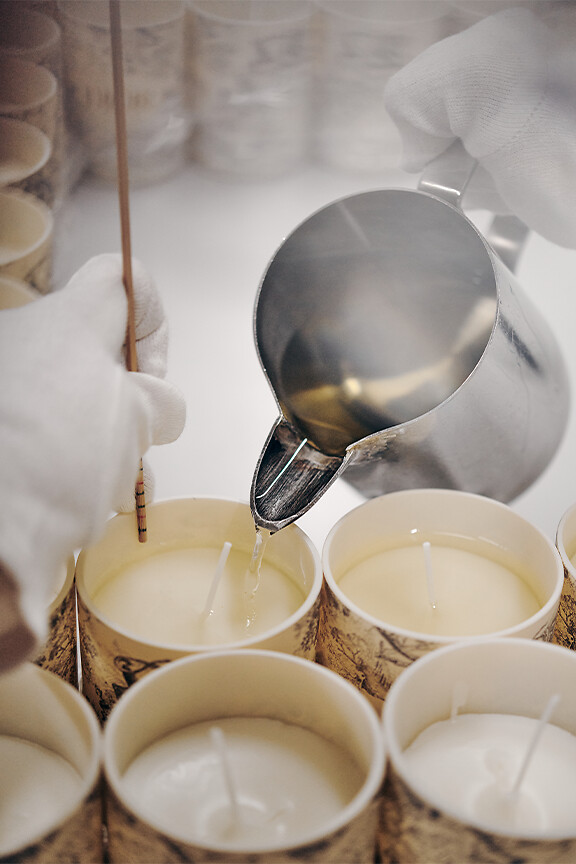 DIOR | トワル ドゥ ジュイ キャンドル - News & Défilés