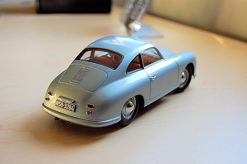 REVIEW: AUTOart Porsche 356 Coupe “Ferdinand” 1950