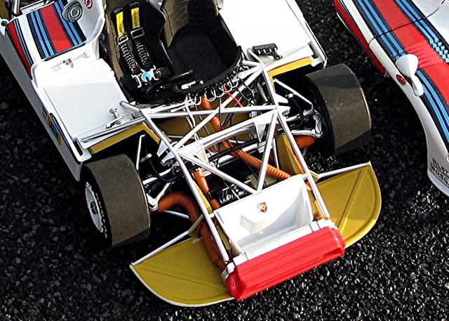 REVIEW: TrueScale Miniatures 1977 Porsche 936/77 #04