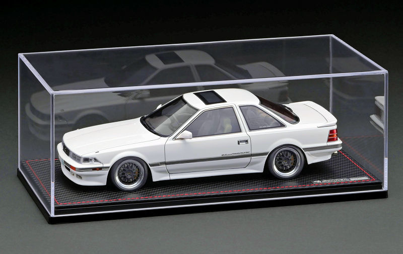Ignition Model Toyota Soarer (Z20) 2.0GT-TT L - White