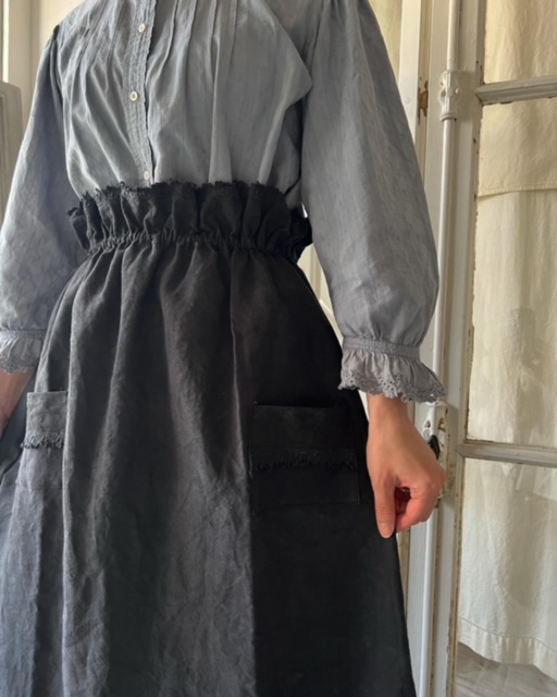 アデレの農婦ロングスカート | フランスアンティークショップディフェ