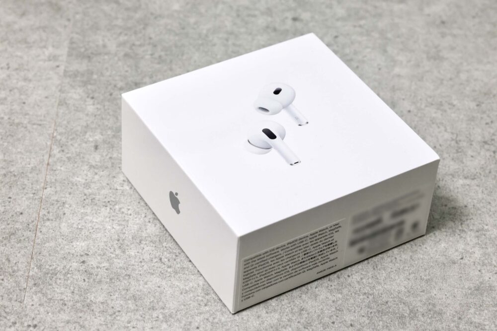 箱・イヤーチップ付き】AirPods Pro 第2世代 Lightning 【公式通販】