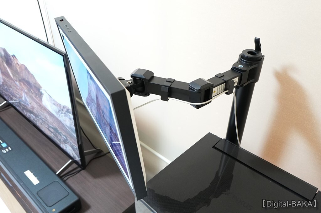 Amazonベーシック モニターアーム シングル 壁掛けタイプ ブラック