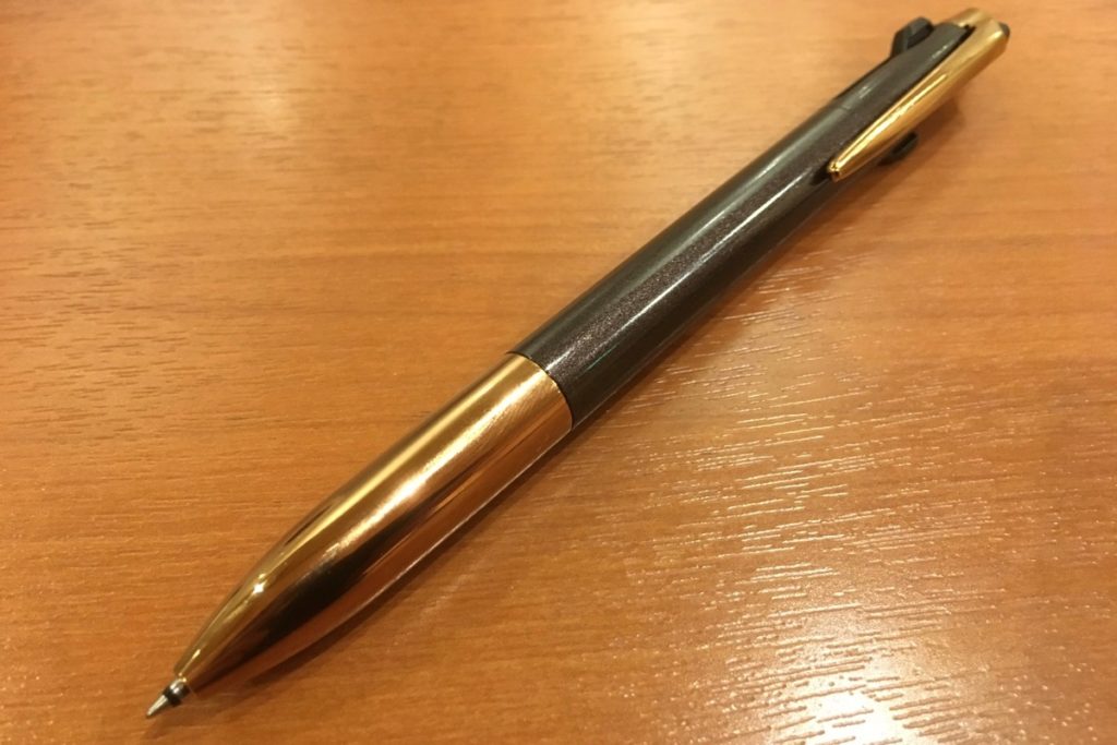 もう飾りが安っぽいとか言いません。ジェットストリームプライムは