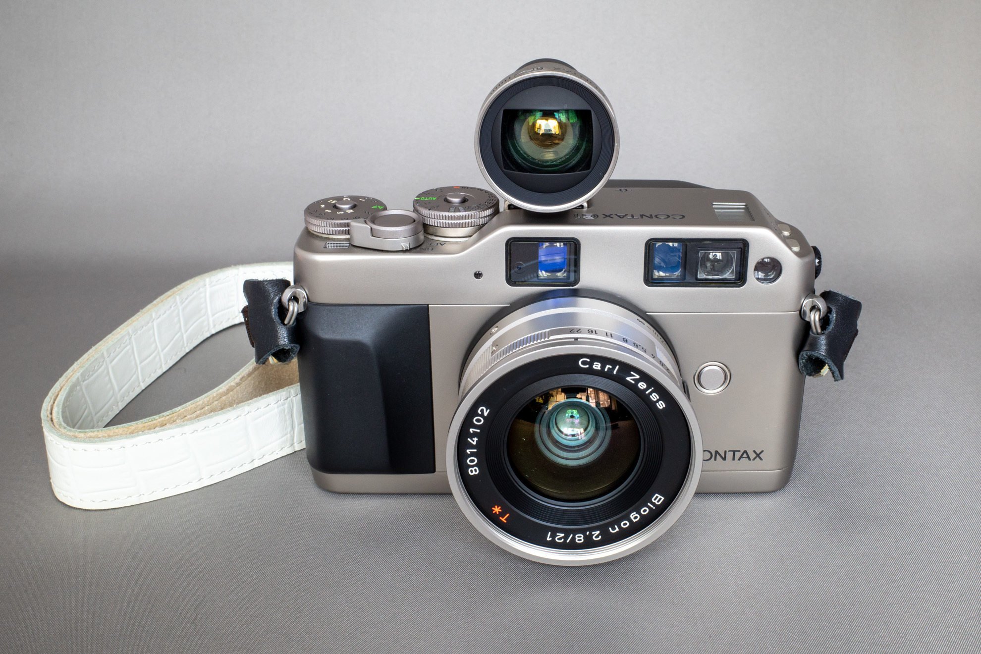 CONTAX Biogon T*21mm F2.8 (G) ◇レビュー外観編◇ | デジタル試しうち