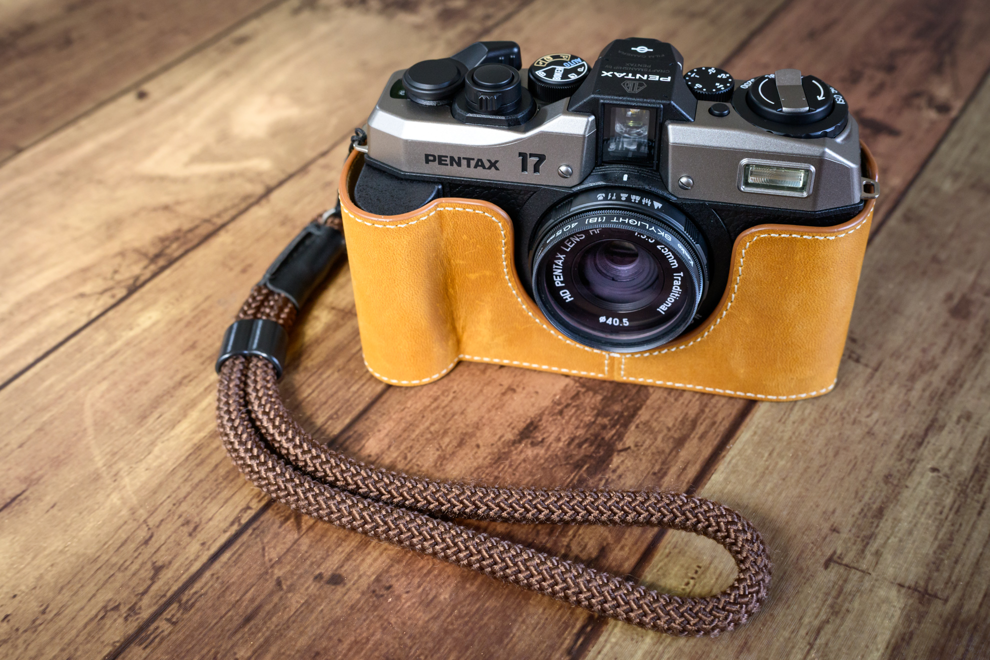 現状品】PENTAX スポットマチックF フィルムカメラ ケース・ストラップ