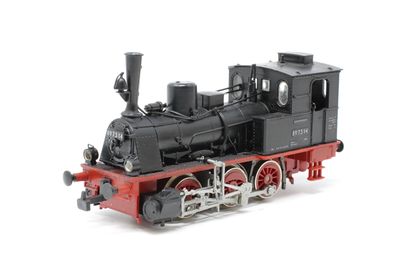 TRIX HOスケール BR221ディーゼル機関車 / DB 221 118-3 TRIX HO