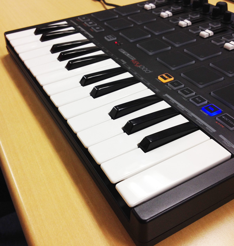 発売前新製品レポート：Reloop KEYPAD - Dirigent | ディリゲント