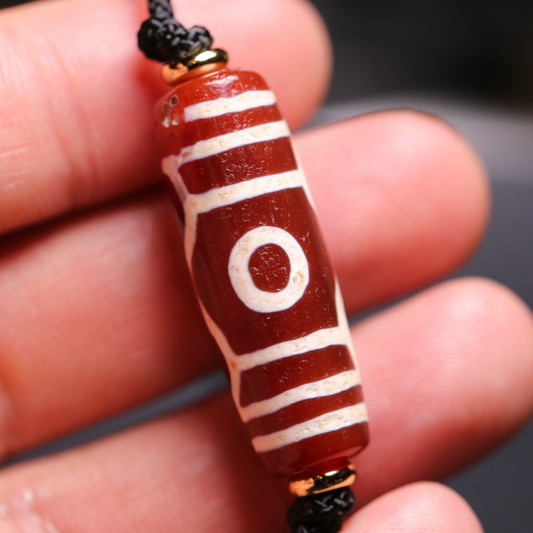 西藏天珠措思三眼天珠- DZI BEADS