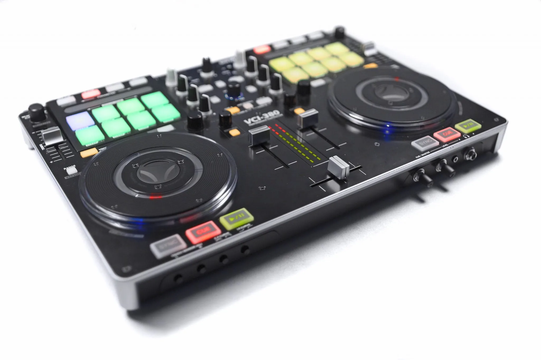 REVIEW: Vestax VCI-380 DJ Controller Part 1 – DJWORX