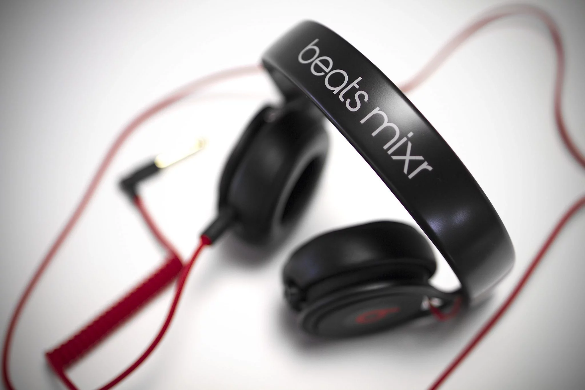 Beats By Dre Mixr DJ Headphones Review – DJWORX