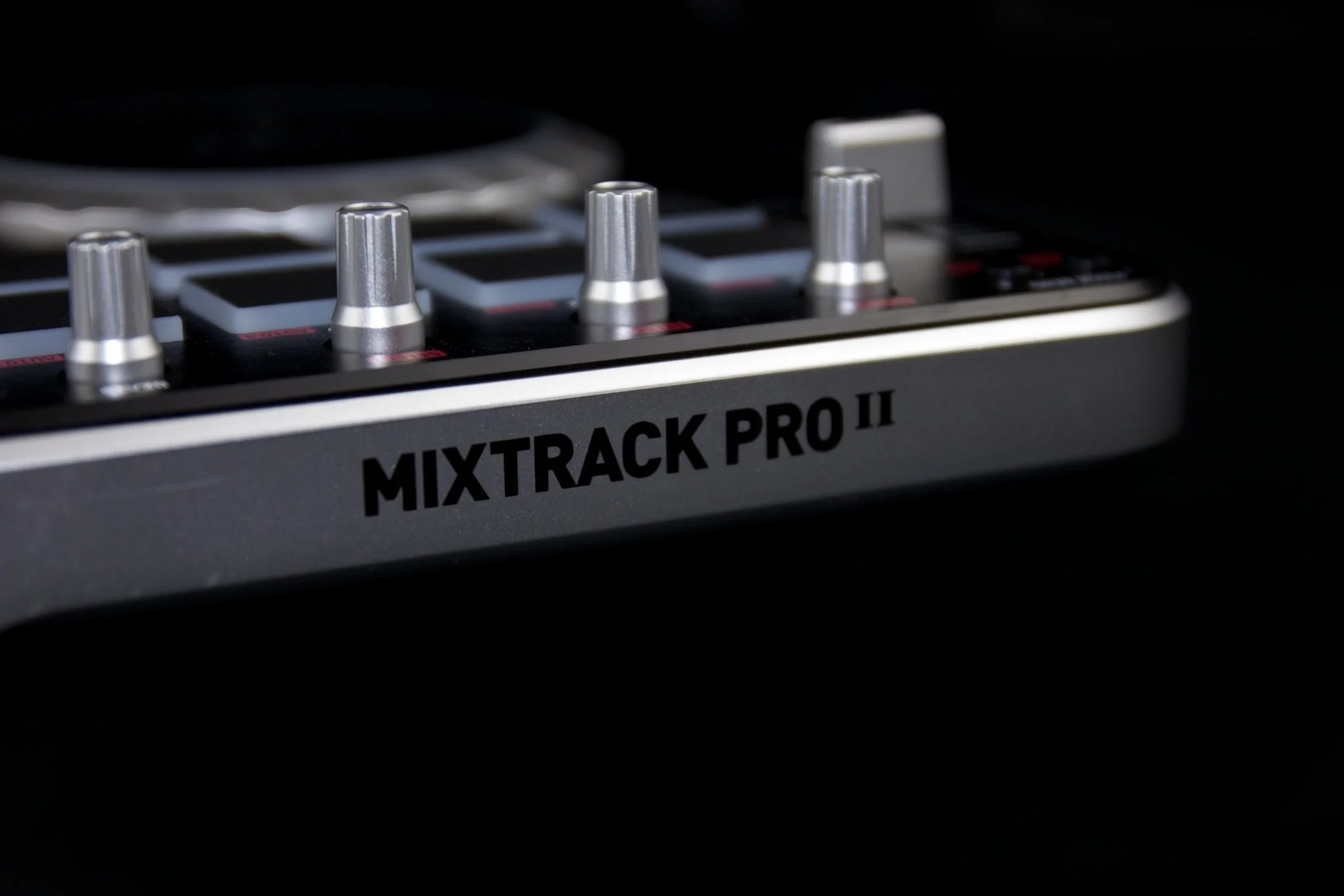 REVIEW: Numark Mixtrack Pro II DJ Controller – DJWORX