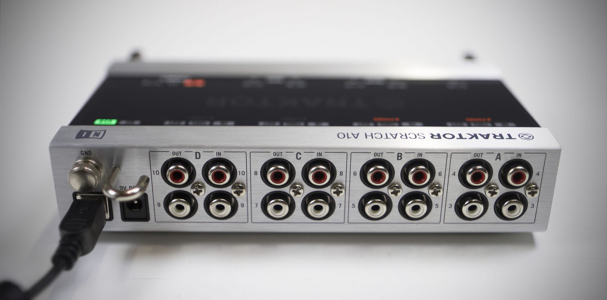 Traktor - Audio 10 / Scratch Pro2 MK2 Native Instruments TRAKTOR