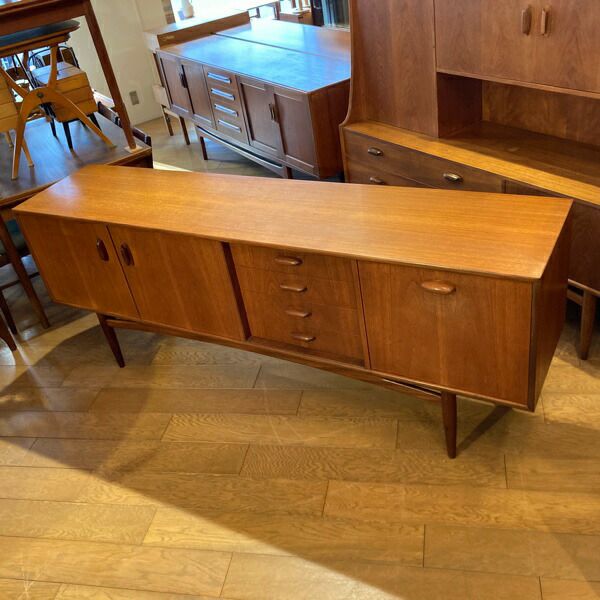 ジープラン ブラジリアン サイドボード G-PLAN Brazilian Sideboard