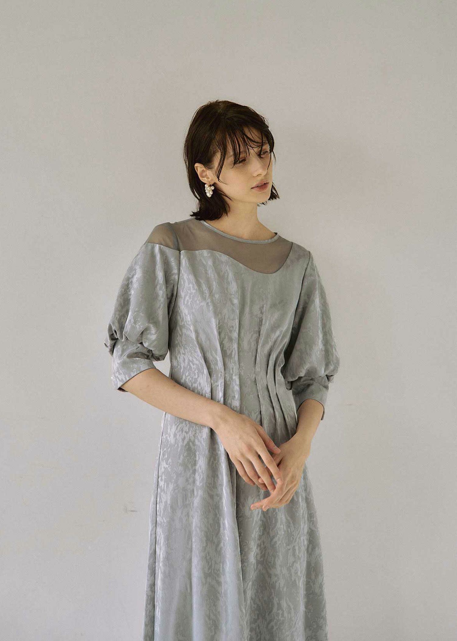 Meandering waist tuck flare dress｜LE'RURE