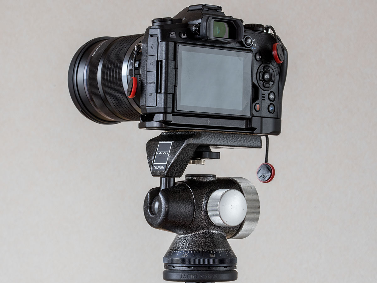ワタシがジッツオのオフセンターボール雲台を全力で偏愛する理由 | ど