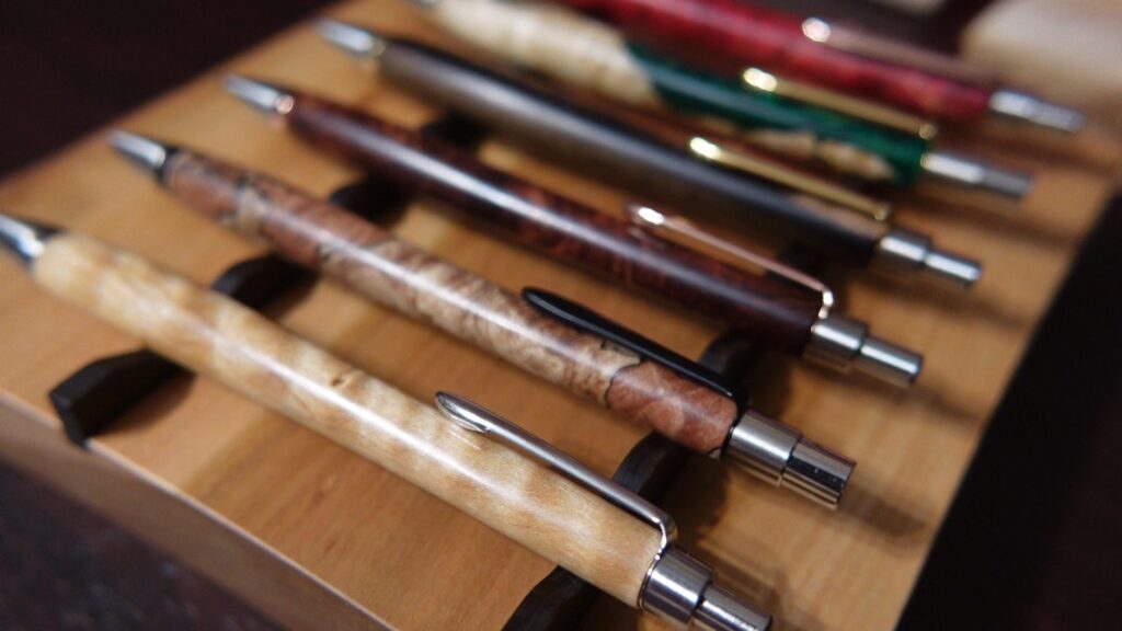 ホンジュラスローズ瘤杢】ウッドペンクラフトの木軸シャーペンを徹底