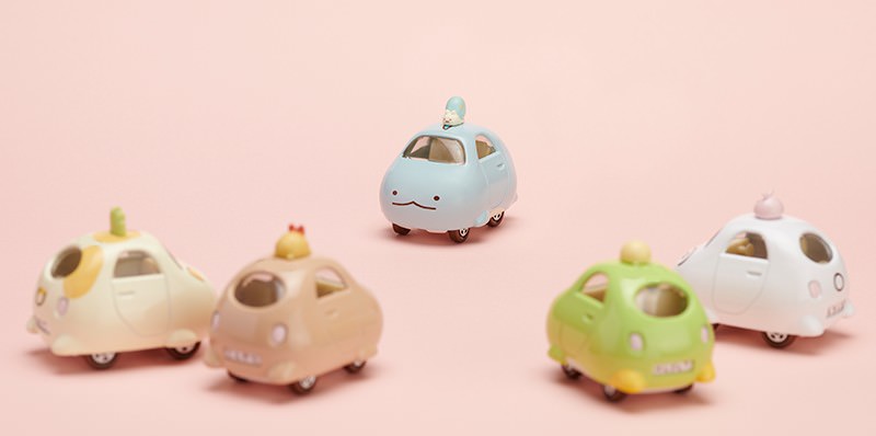 にせつむりも一緒！タカラトミー「ドリームトミカ すみっコぐらし とかげ」