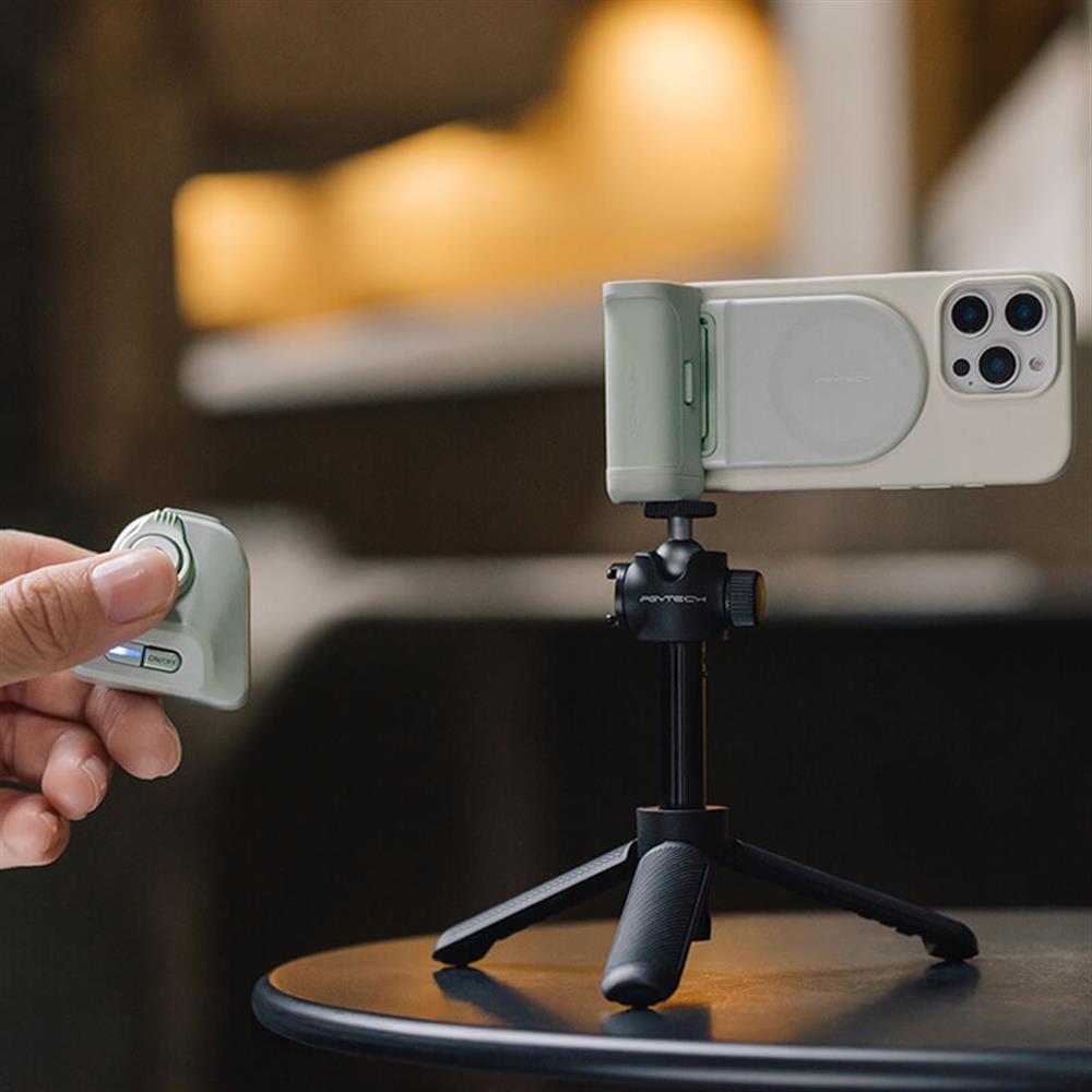 PGYTECH MagCam Phone Grip Black | Park Cameras
