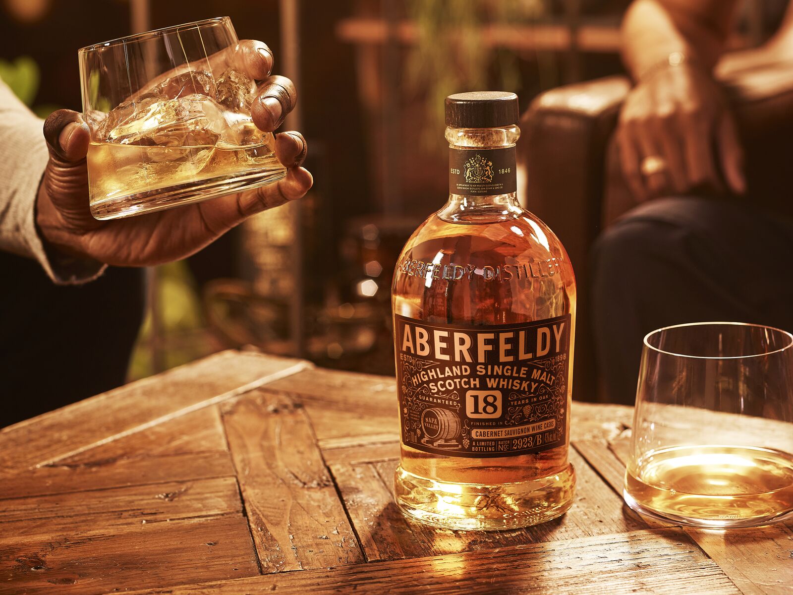 NAPA VALLEY RED WINE CASK 18 YEAR OLD | Aberfeldy US/EN