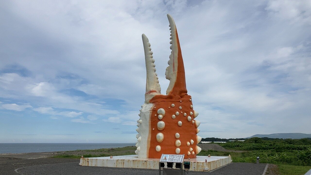 Crab Claw Statue (2026) - All You Need to Know BEFORE You Go (w