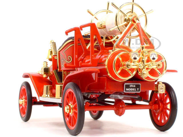 1914 Ford Model T Fire Engine Red 1/18 Diecast Model - Shop