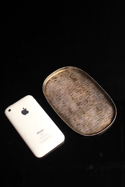 三世秦蔵六造小判型銀打出 急須盆/香盆 K147｜骨董店 のびる 古美術