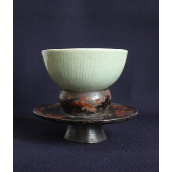 明時代 龍泉窯 青磁高足馬上杯 明 明時代 龍泉窯 青磁高足馬上杯 明