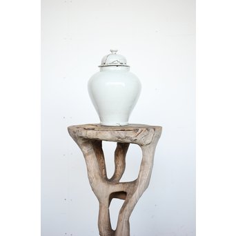 古伊万里白磁 沈香壺 P171｜骨董店 のびる 古美術 骨董 和風建具 蔵戸