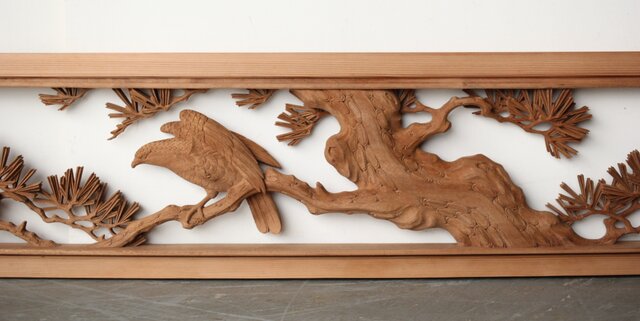 珍品共箱 大島五雲 井波彫刻 鷹松木彫欄間 R0376｜骨董店 のびる 古