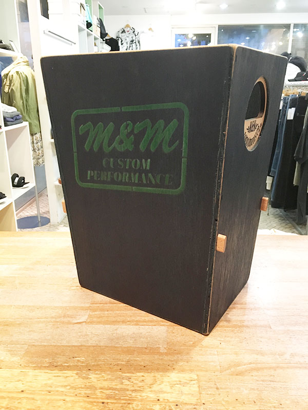 M&M CUSTOM PERFORMANCE 角型のゴミ箱 中 穴フタ付 M&M カスタム