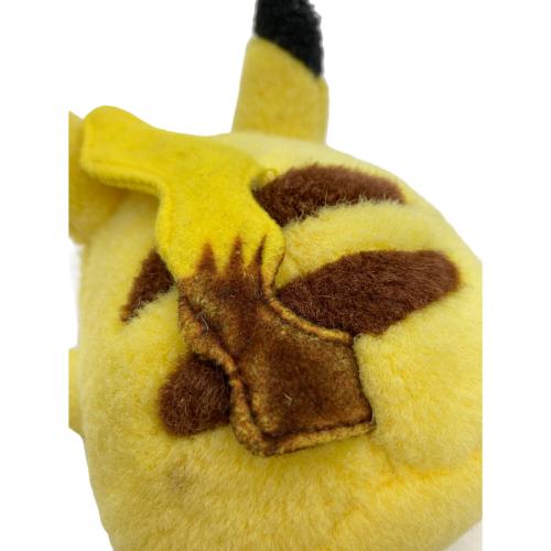 TOMY (トミー) ヌイグルミ お腹押すと鳴ります タグ穴有 ピカチュウ