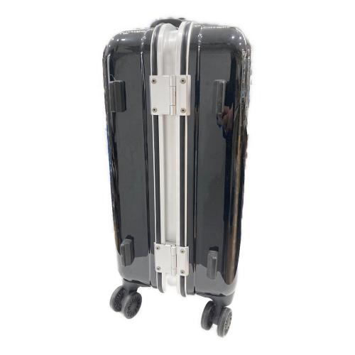 メルセデスベンツ AMG 32リットル キャリーケース 中古品 説明書付