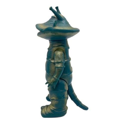 ブルマアク (ブルマァク) 怪獣ソフビ カネゴン｜トレファクONLINE