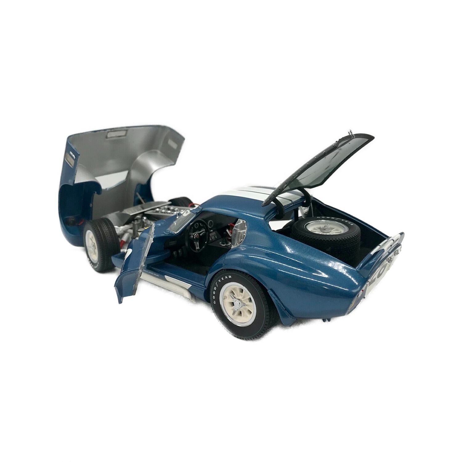 ミニカー Cobra Daytona Coupe #26 ミニカー Cobra Daytona Coupe #26