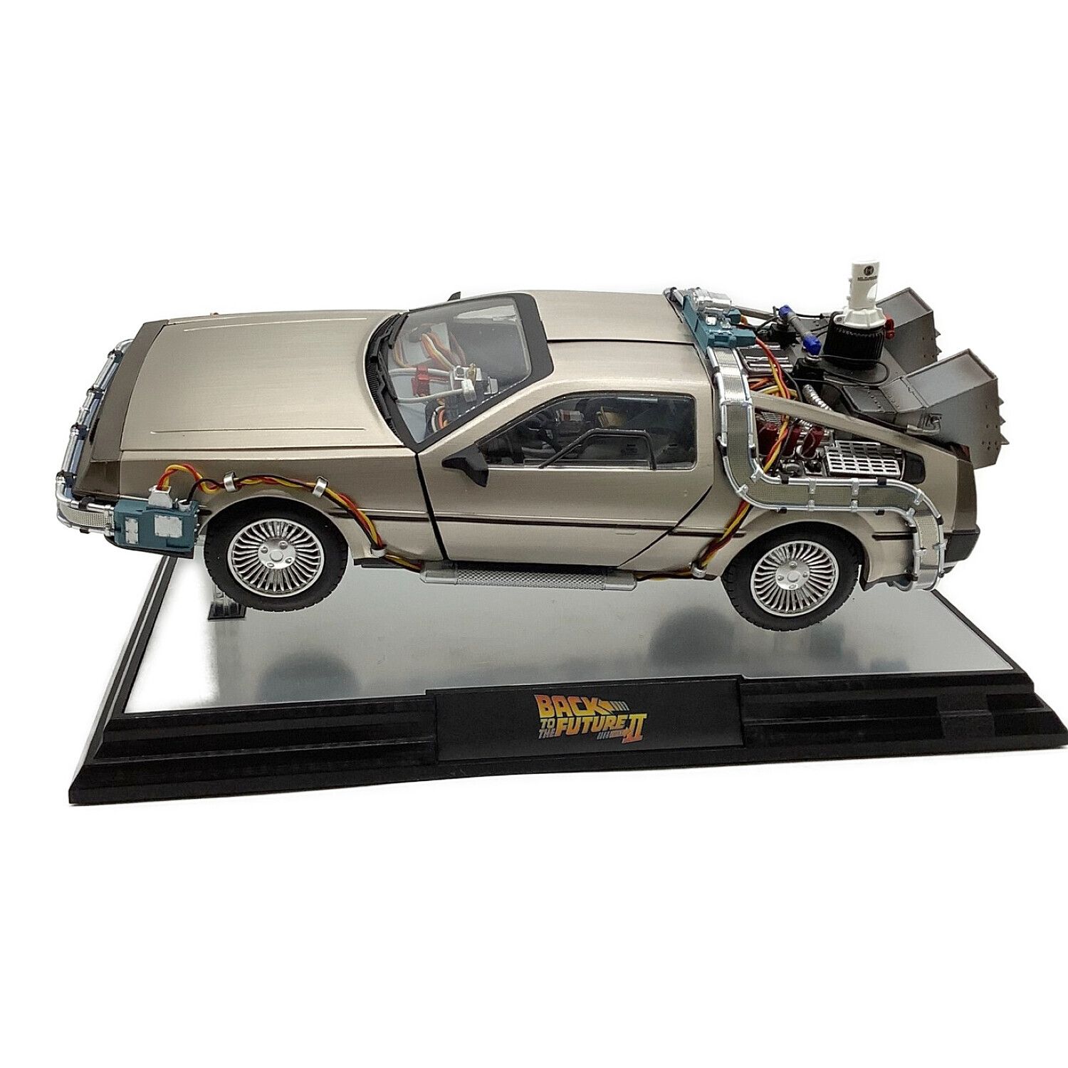 バックトゥザフューチャー キッズロジック デロリアン 1/20スケール