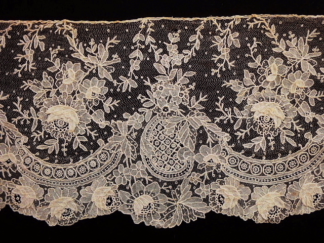 アンティークイタリア ポワンドヴェニスレース 花紋 柔らかな漁師の網