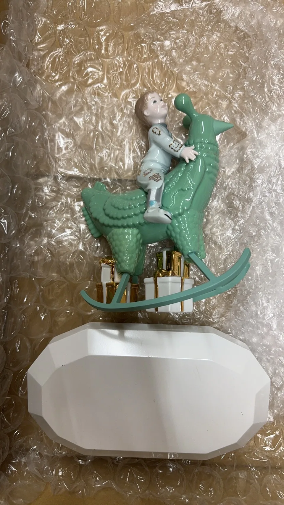 LLADRO リヤドロ 「春のそよ風」 陶器人形 【公式通販】