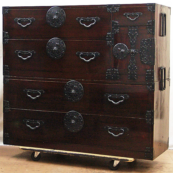 米沢箪笥 時代箪笥 2段重ね 桜丸金具 衣装箪笥 和箪笥 ローボード