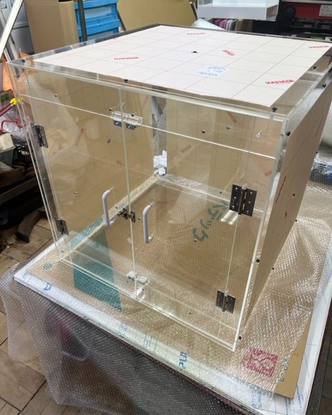 アクリル加工・樹脂加工専門の株式会社エイプラフト | 東京都江東区