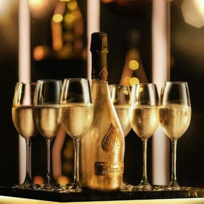 Armand de Brignac ゴールド750ml ベルベットバッグ付き 送料無料