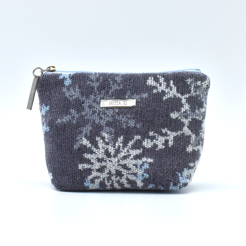 日本製 スノウシリーズ MISSA.EJ(ミッサ・イージェー) 三角ポーチ