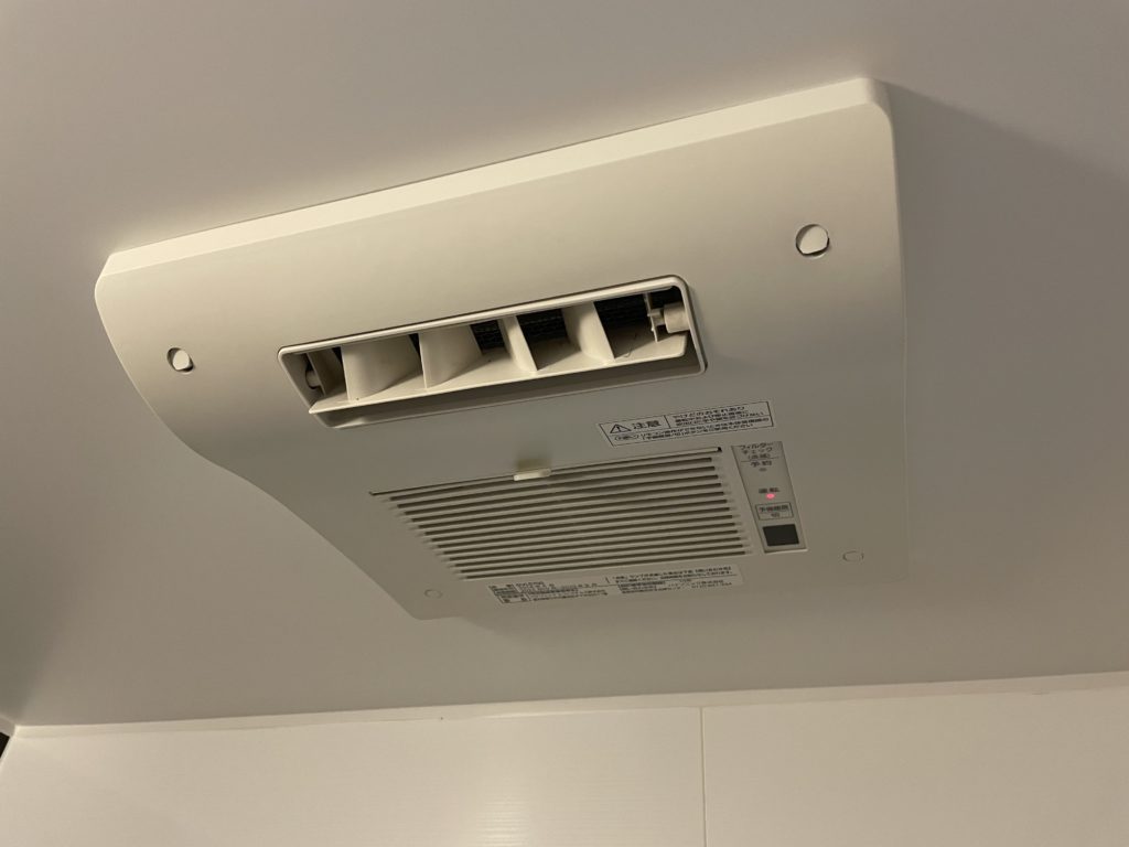 浴室の上から黒い埃がっ！』パナソニック製浴室乾燥機の分解