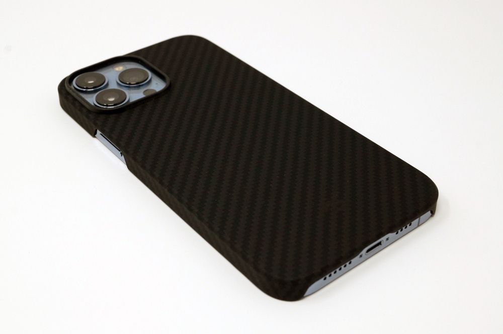 薄くて軽くて高耐久！PITAKAのiPhone 13 Pro Max用ケース「MagEZ Case
