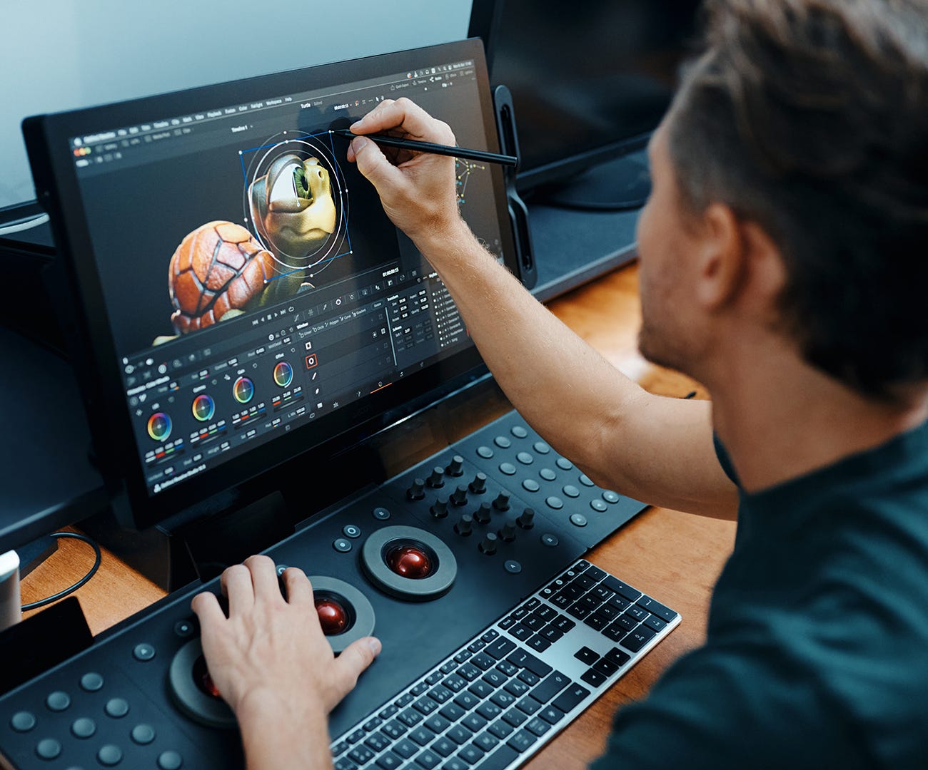 Wacom Cintiq pro 22 【動作確認済み】 21.5 型エントリーモデル液晶