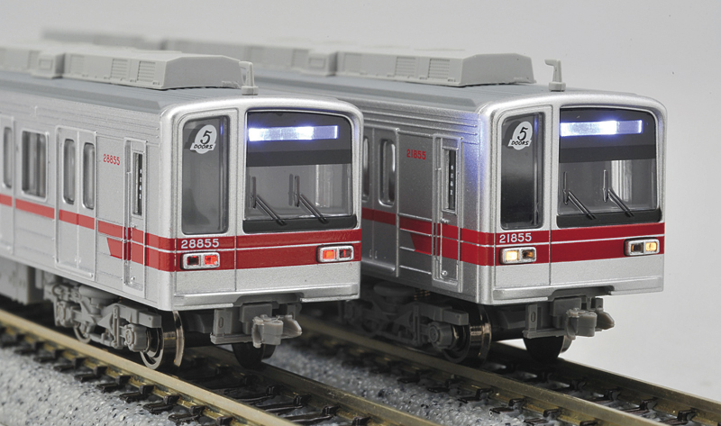 東武 20050型 8輛セット – 新製品紹介